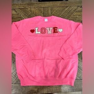 Adorable Women’s LOVE Sweatshirt XL